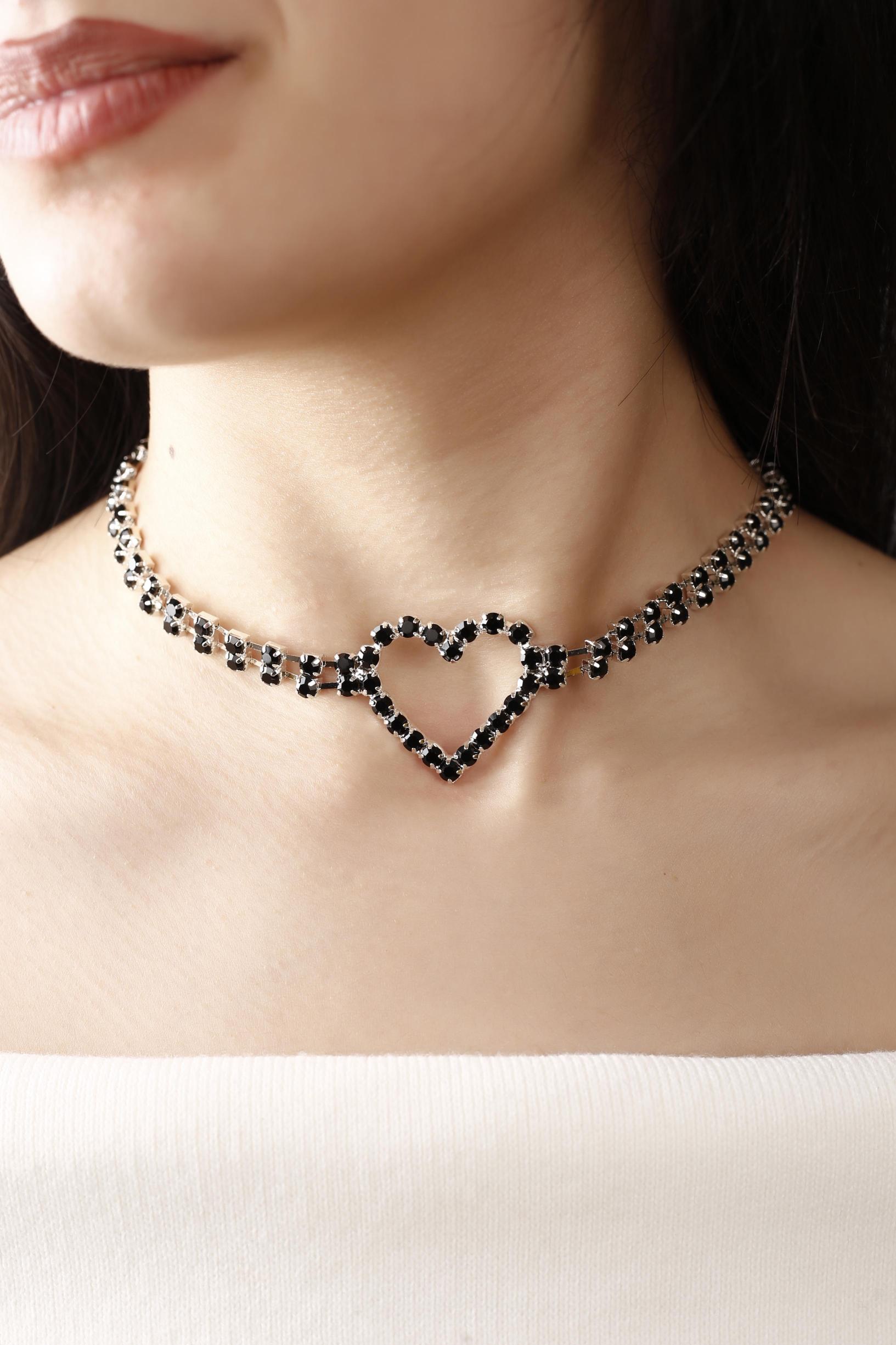 Siyah%20Kristal%20Taşlı%20Kalp%20Choker%20Kolye%20Parti%20Kolye%20Gerdanlık