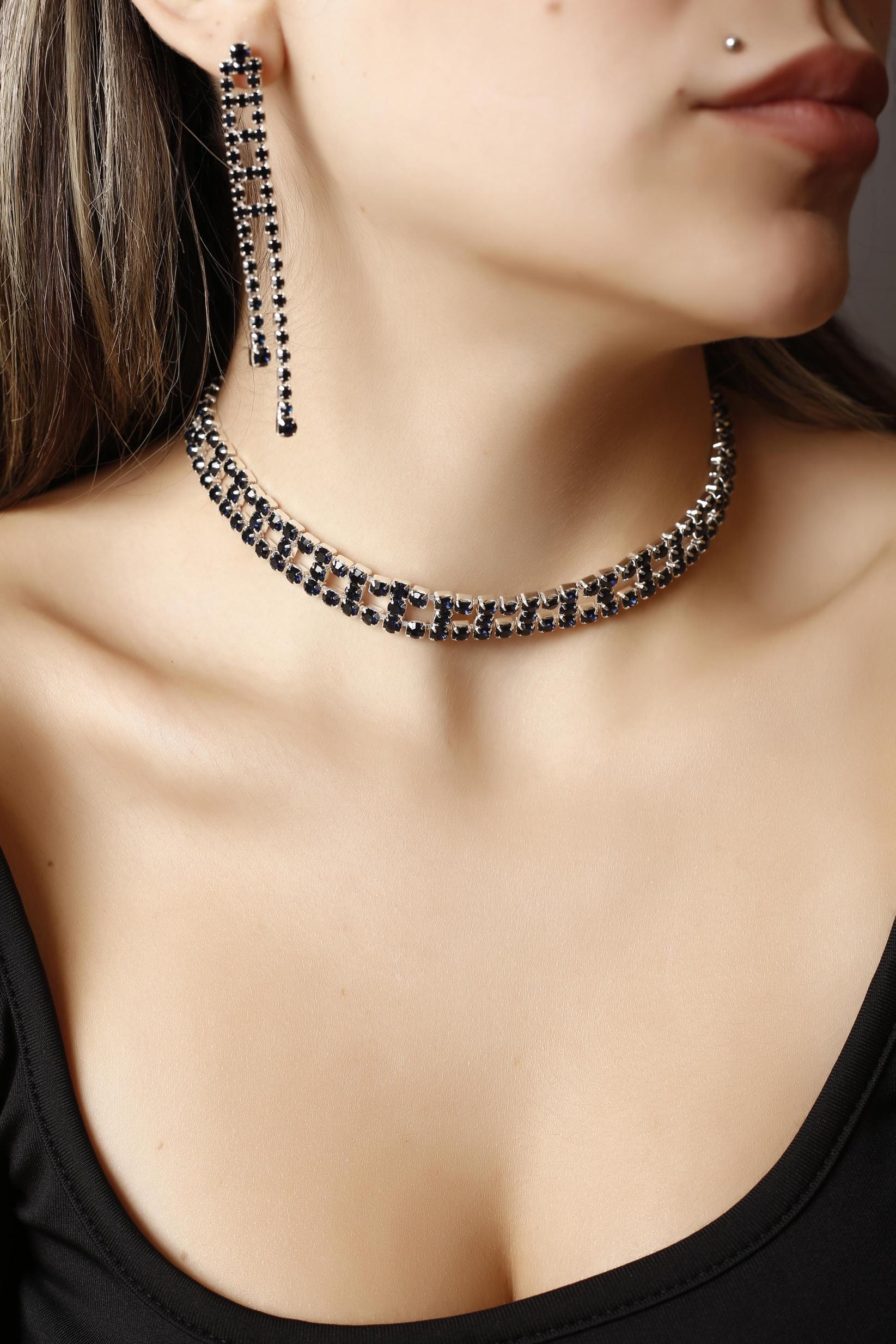 Stylish%20Tasarım%20Siyah%20Taşlı%20Kristal%20Choker%20Kolye,%20Küpe%20ve%20Bileklik%20Set%20Pırlanta%20Gibi%203’lü%20Set%20%20Set%20Günlük,%20Davet,%20Düğün,%20Nişan,%20Abiye%20Set