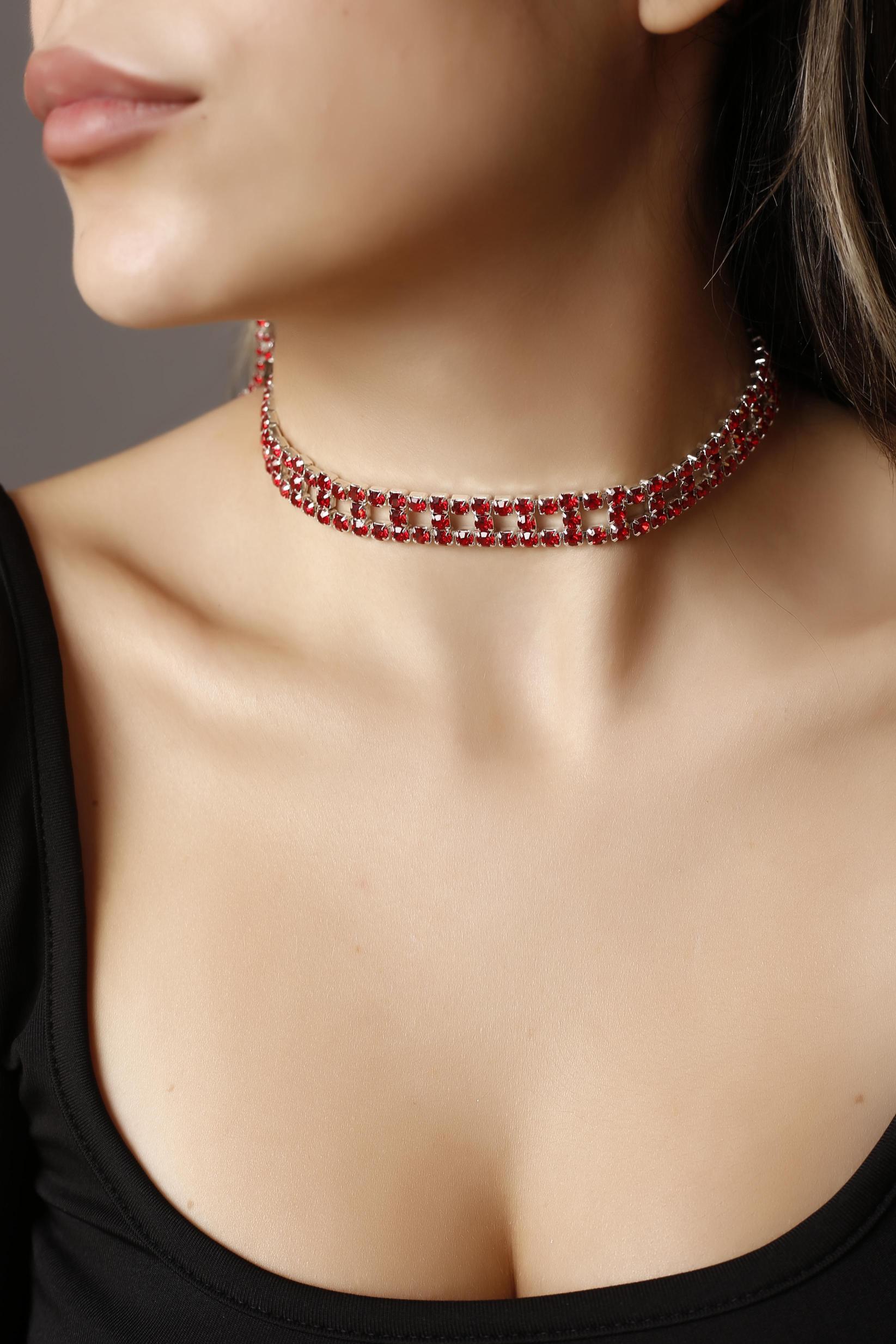 Stylish%20Tasarım%20Kırmızı%20Taşlı%20Kristal%20Choker%20Kolye,%20Küpe%20ve%20Bileklik%20Set%20Pırlanta%20Gibi%203’lü%20Set%20%20Set%20Günlük,%20Davet,%20Düğün,%20Nişan,%20Abiye%20Set