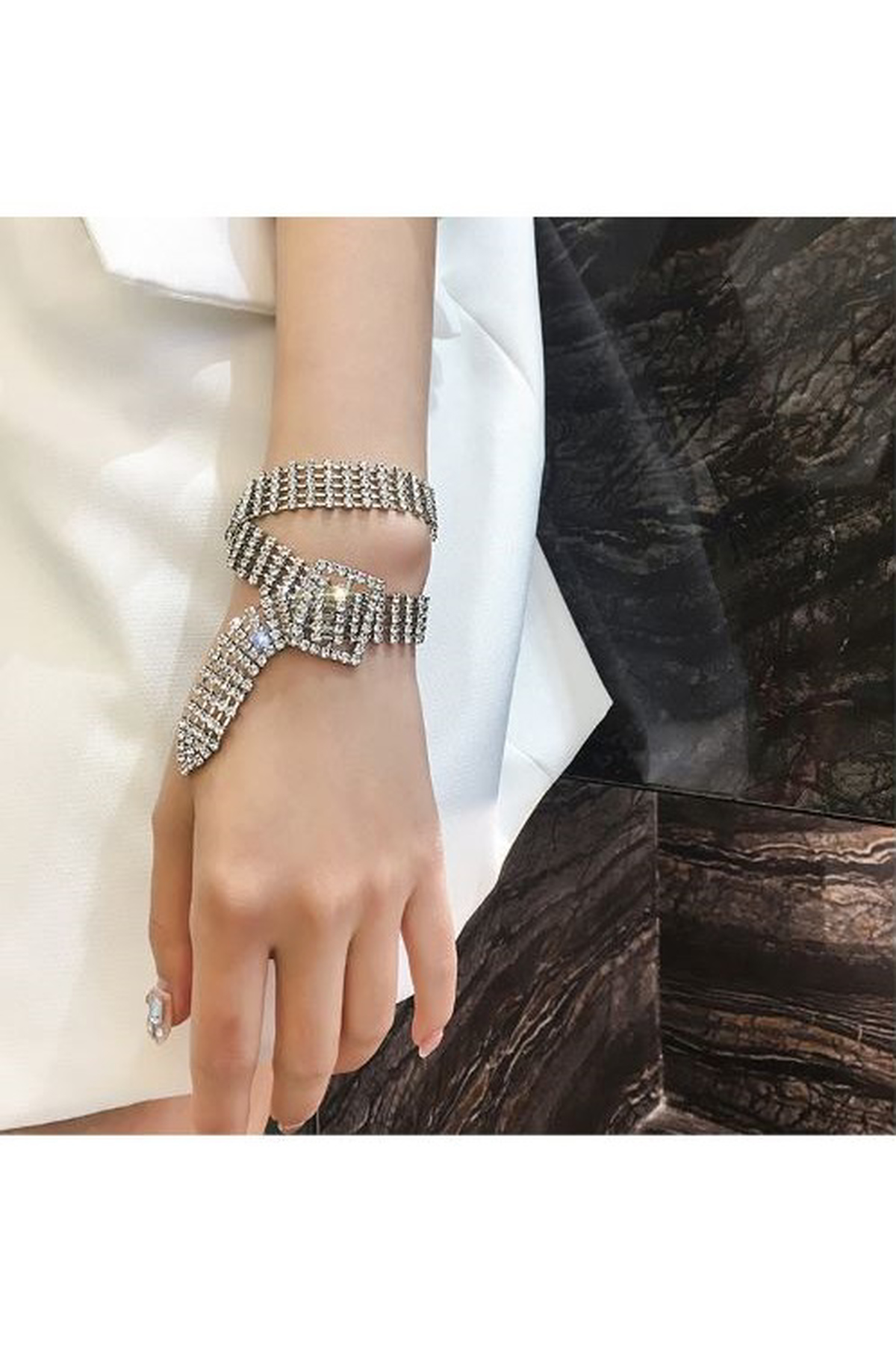 Silver%20Kristal%20Taşlı%20Kemer%20Choker%20Kolye%20Özel%20Kolye%20Taşlı%20Choker