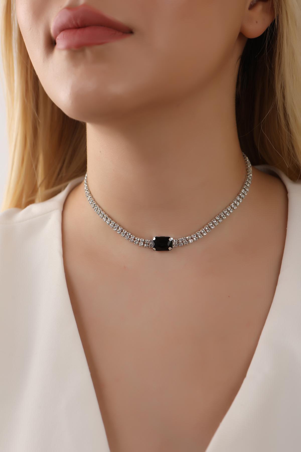 Siyah%20Baget%20Taşlı%20Choker%20Kolye,%20Stylish%20Taşlı%20Choker,%20Su%20Yolu%20Choker%20Kolye,%20Gerdanlık,%20Boyunluk